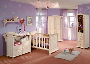 Romantic baby girl's room