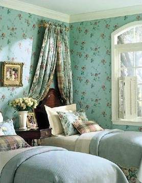Romantic bedroom wallpaper