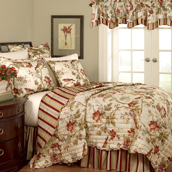 Waverly Bedding: Bringing that Glamour and Style back into Homes